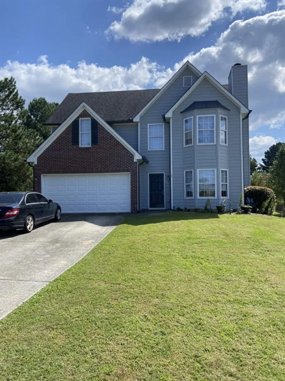 Savannah Real Estate | View 2645 Harbins Mill Drive | 3 Beds, 2 Baths