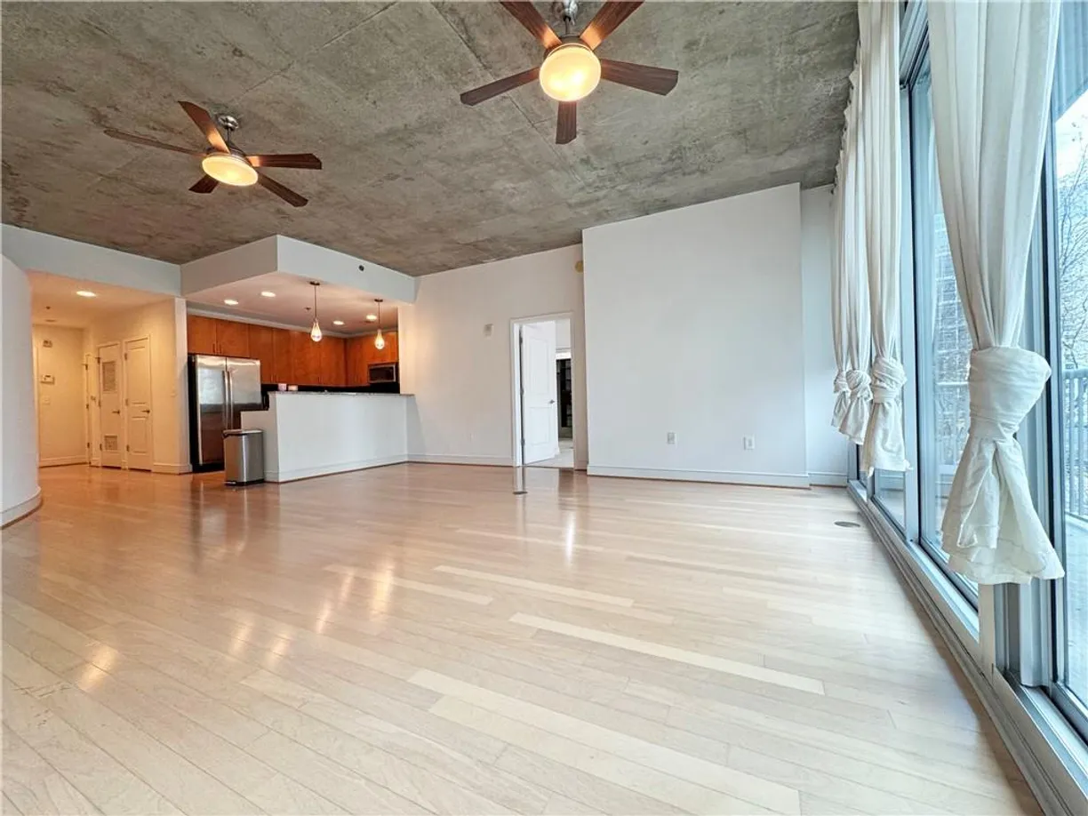 Savannah Real Estate | View 950 W Peachtree St NW, #801, 801 | Listing