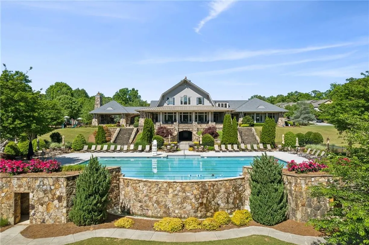 Savannah Real Estate | View 6909 River Rock Drive | Listing