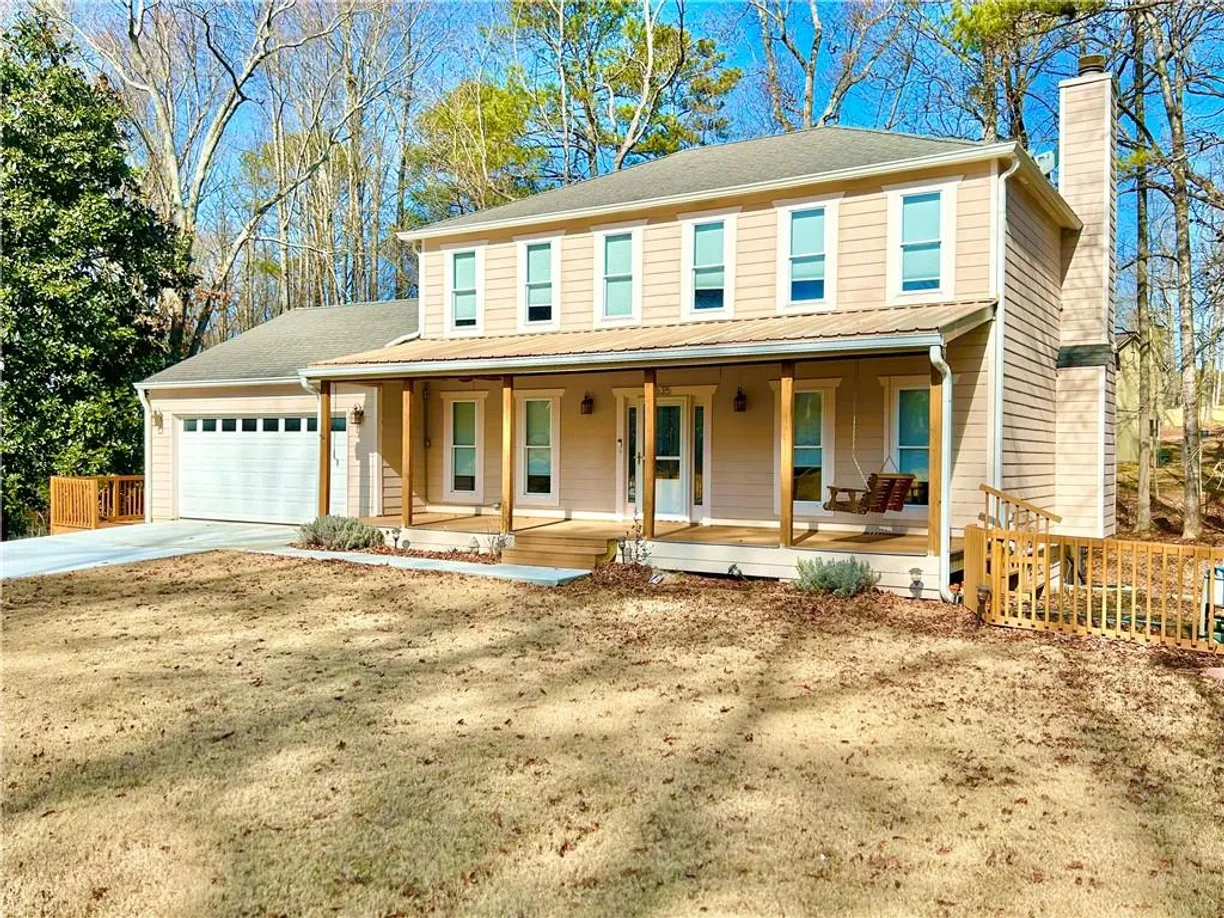 Savannah Real Estate | View 635 Crab Orchard Drive | 4 Beds, 2 Baths