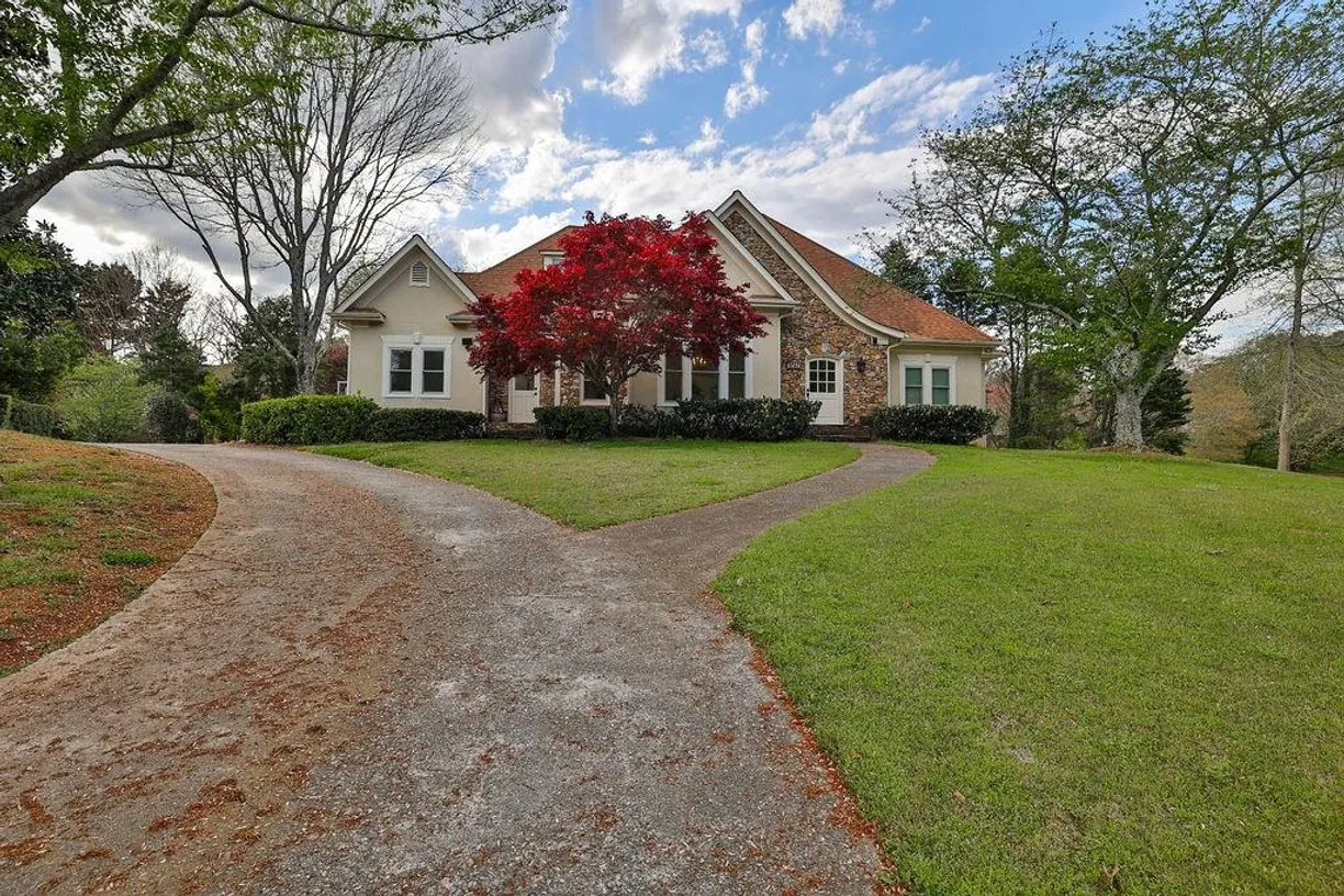 Savannah Real Estate | View 3060 Cabernet Court | Listing