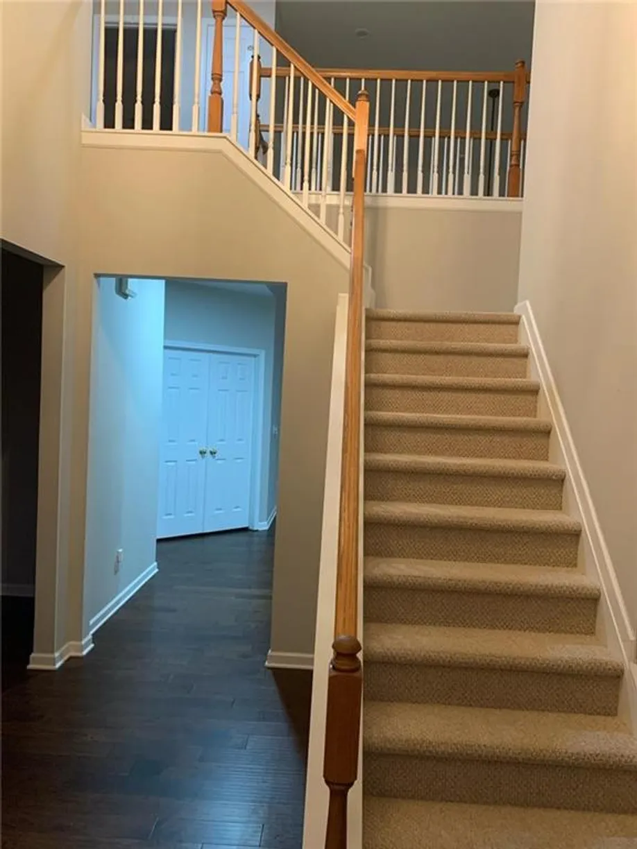 Savannah Real Estate | View 2615 Exeter Court | Listing