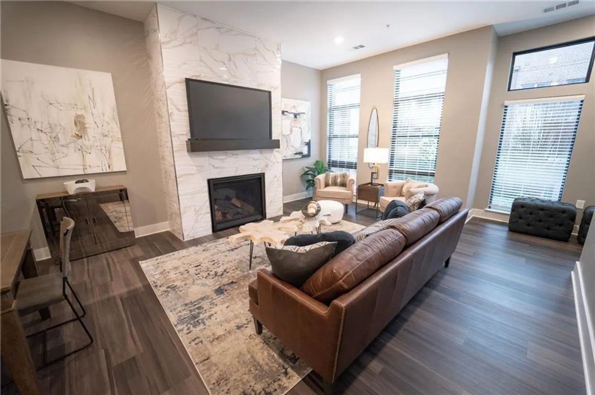 Savannah Real Estate | View 1066 Fraser Street, 1066 | Listing
