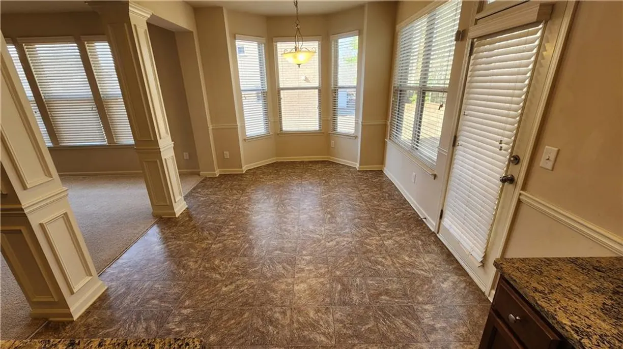 Savannah Real Estate | View 3792 BROCKENHURST Drive | Listing