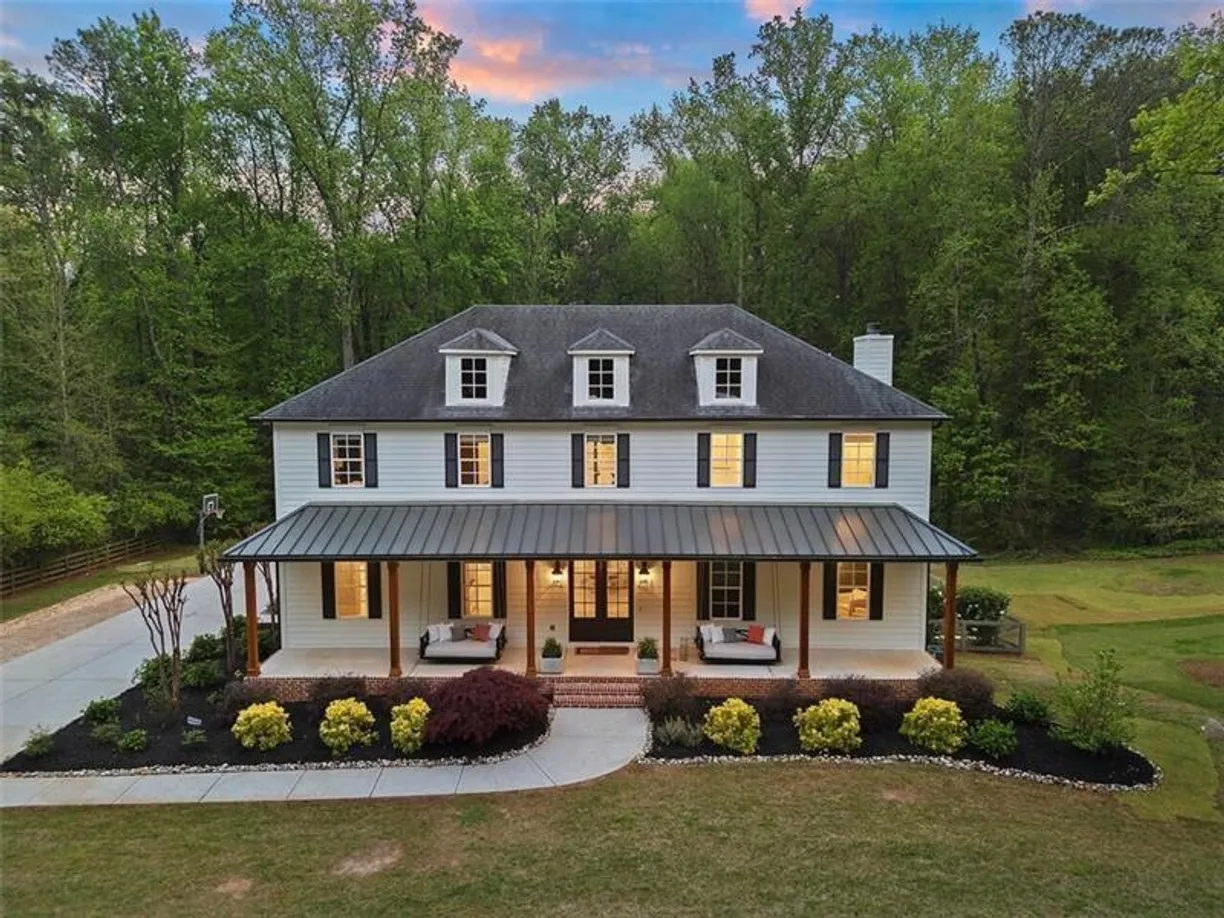 Savannah Real Estate | View 650 Jones Road | 7 Beds, 6 Baths