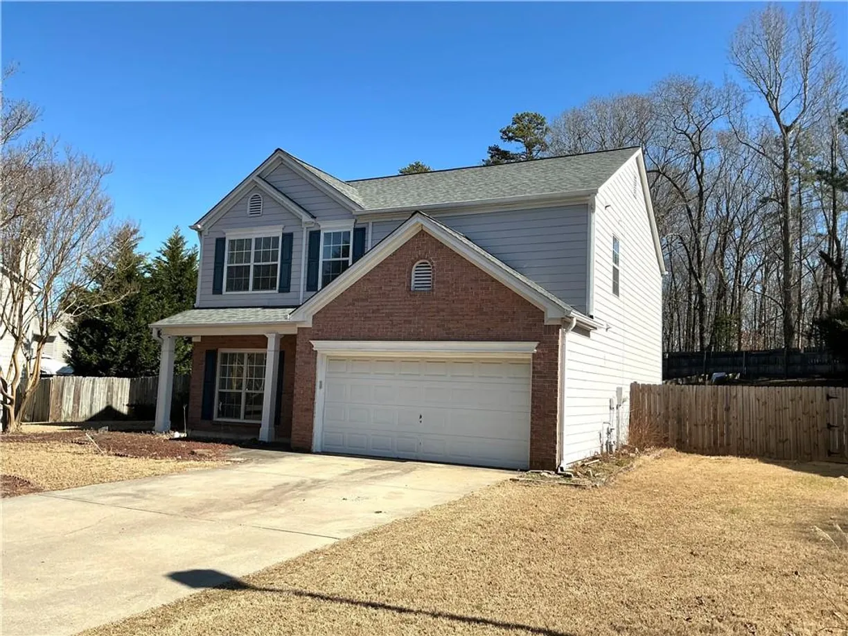 Savannah Real Estate | View 2979 Belfaire Crest Court | 4 Beds, 2 Baths