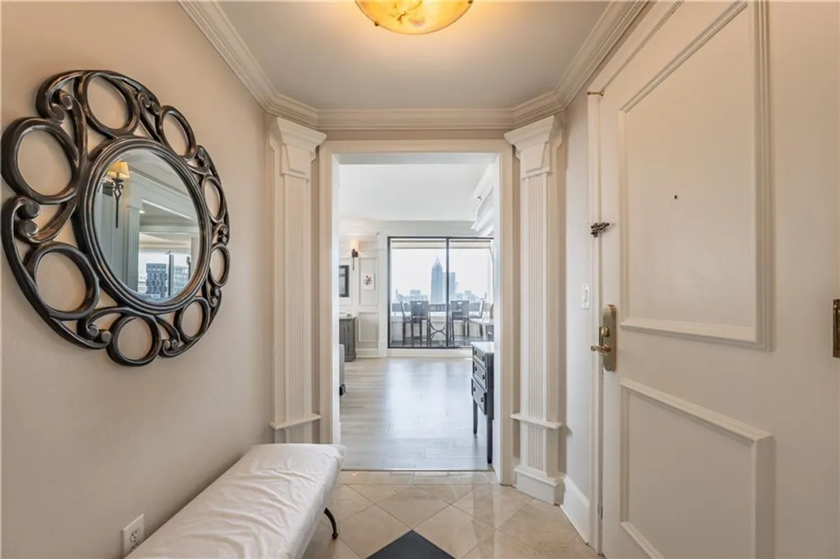 Savannah Real Estate | View 75 14th Street, 3160 | Listing