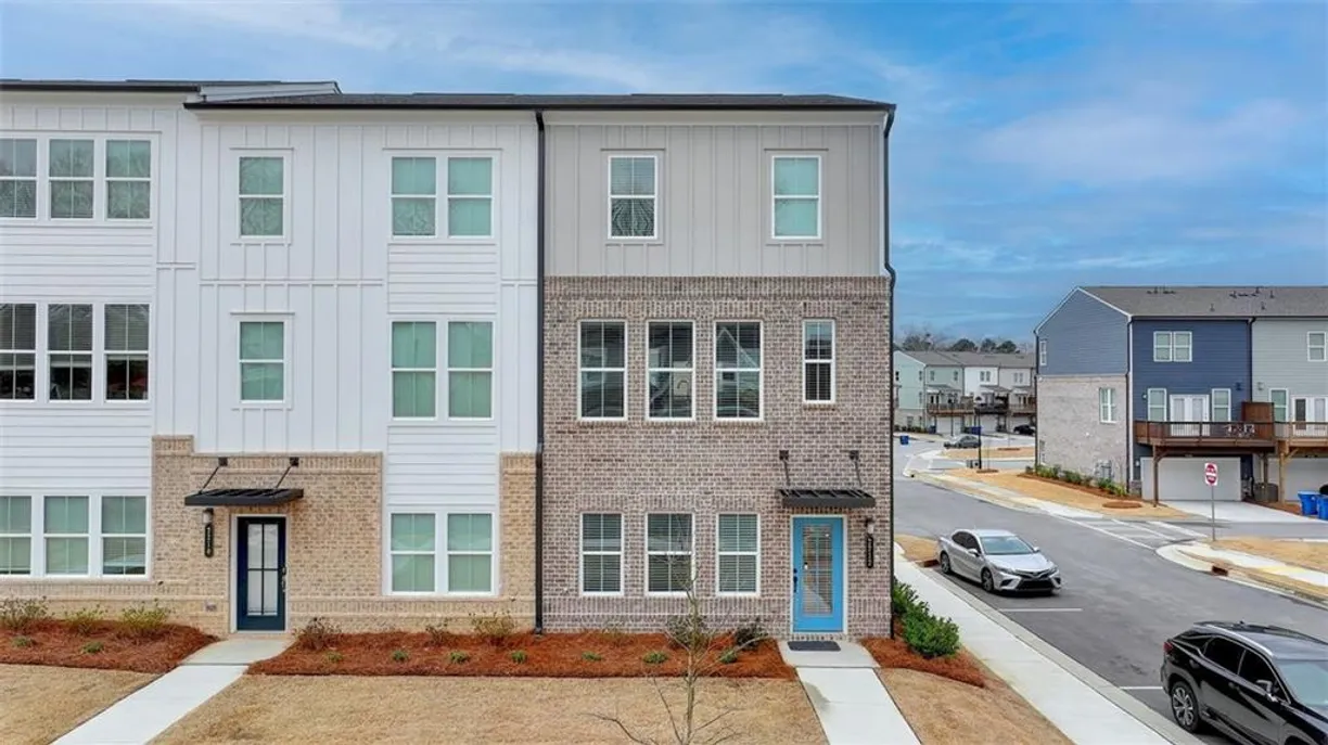 Savannah Real Estate | View 2212 WHISTLER Way | 3 Beds, 2 Baths