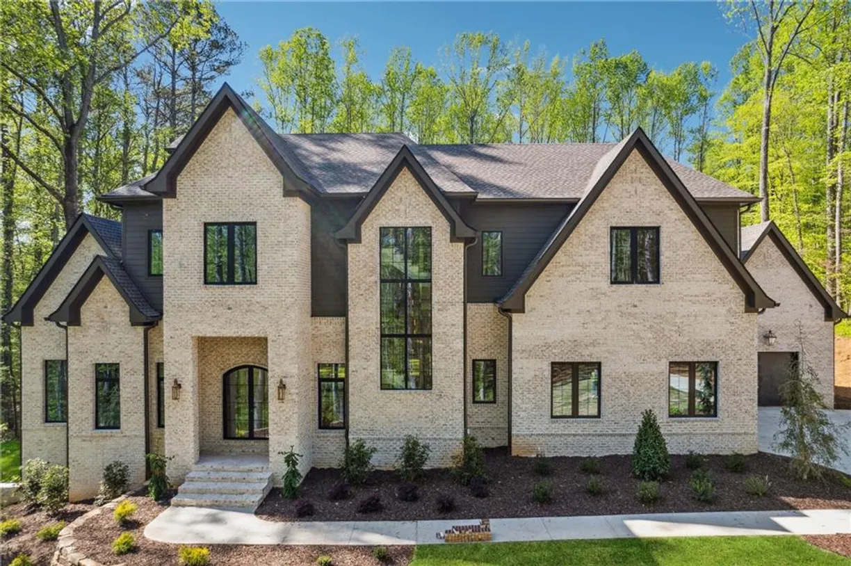 Savannah Real Estate | View 4235 Drew Campground Road | 7 Beds, 7 Baths