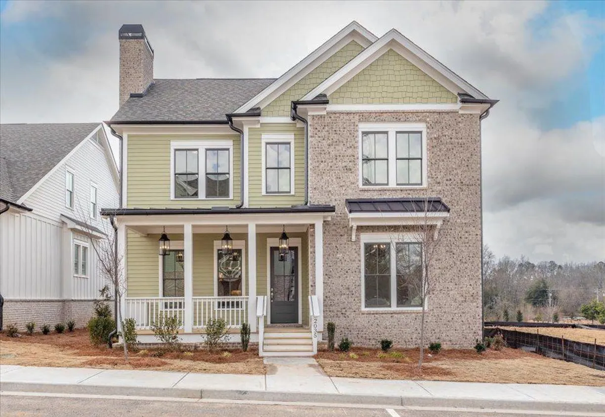 Savannah Real Estate | View 2035 Village Walk | 4 Beds, 3 Baths