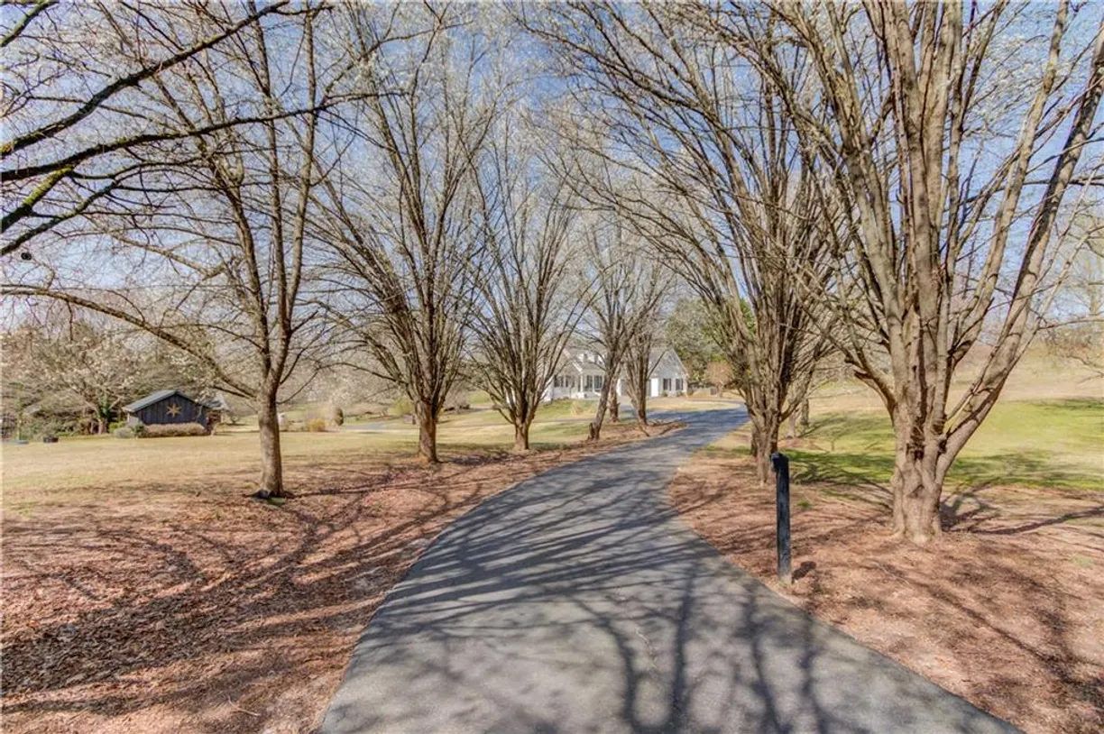Savannah Real Estate | View 395 Bill Watkins Road | Listing