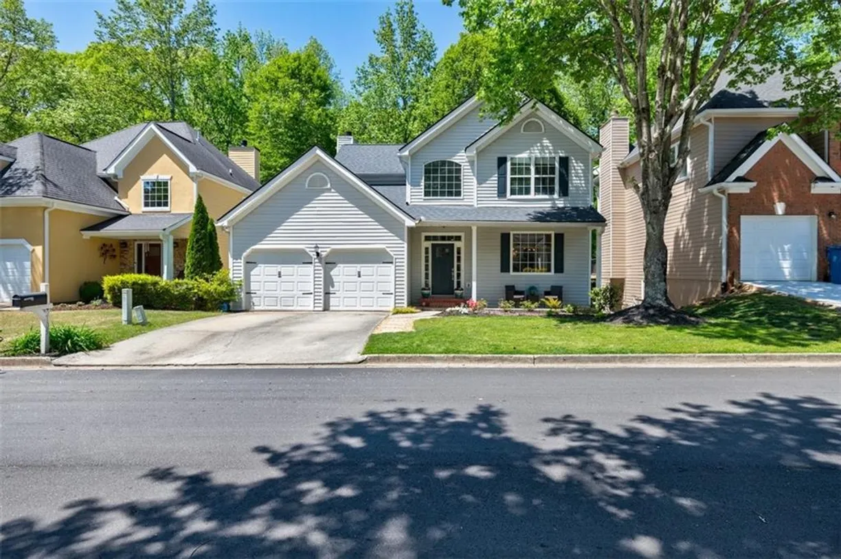 Savannah Real Estate | View 2105 Brookridge Terrace | 5 Beds, 3 Baths