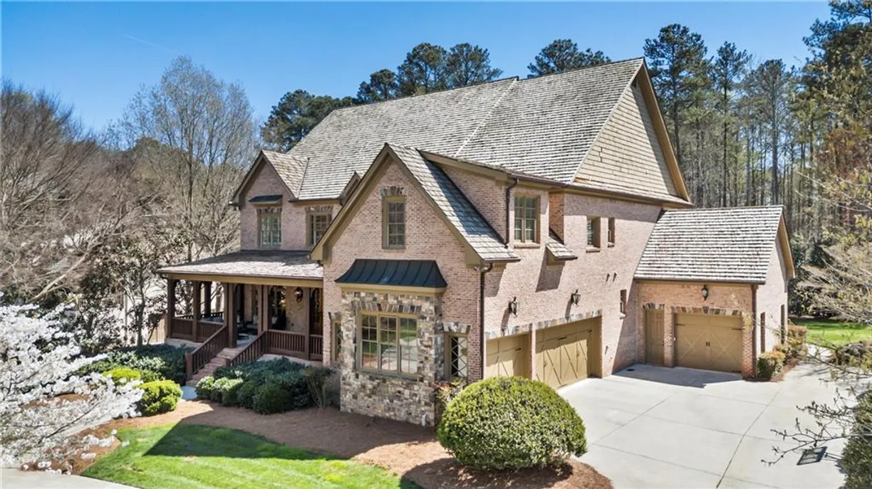 Savannah Real Estate | View 895 Crabapple Hill | 6 Beds, 6 Baths