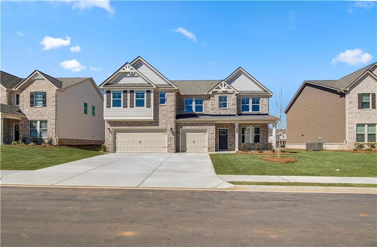 Savannah Real Estate | View 2781 Dolce Road | 5 Beds, 4 Baths