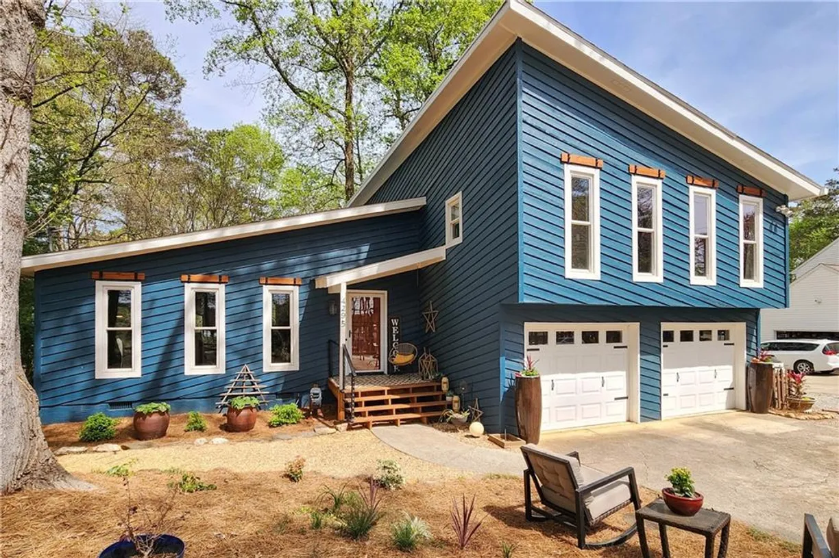 Savannah Real Estate | View 4295 South Berkeley Lake Road | Listing