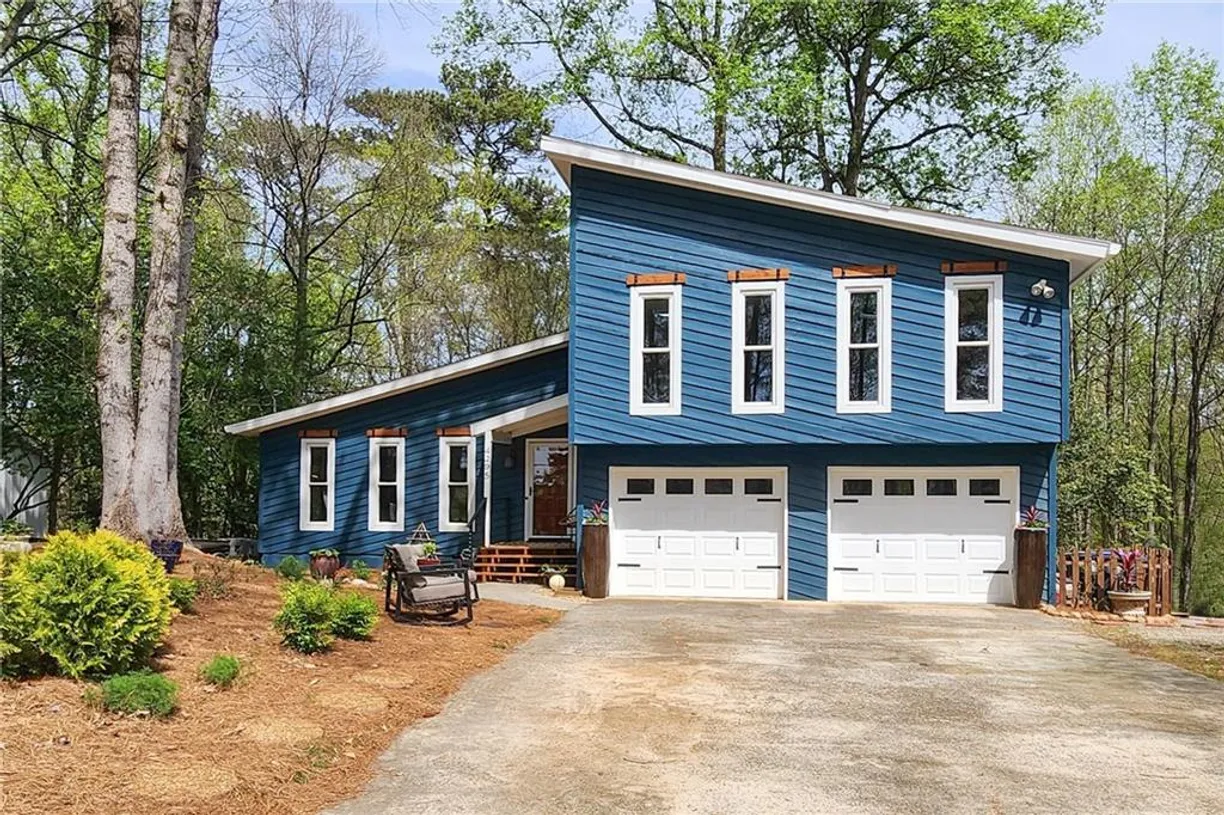 Savannah Real Estate | View 4295 South Berkeley Lake Road | 4 Beds, 2 Baths
