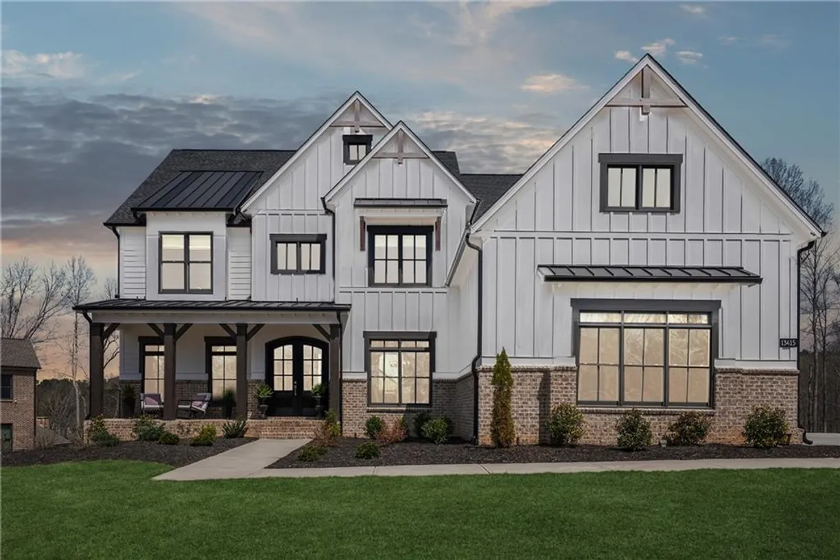 Savannah Real Estate | View 13415 Bishops Court | 5 Beds, 5 Baths