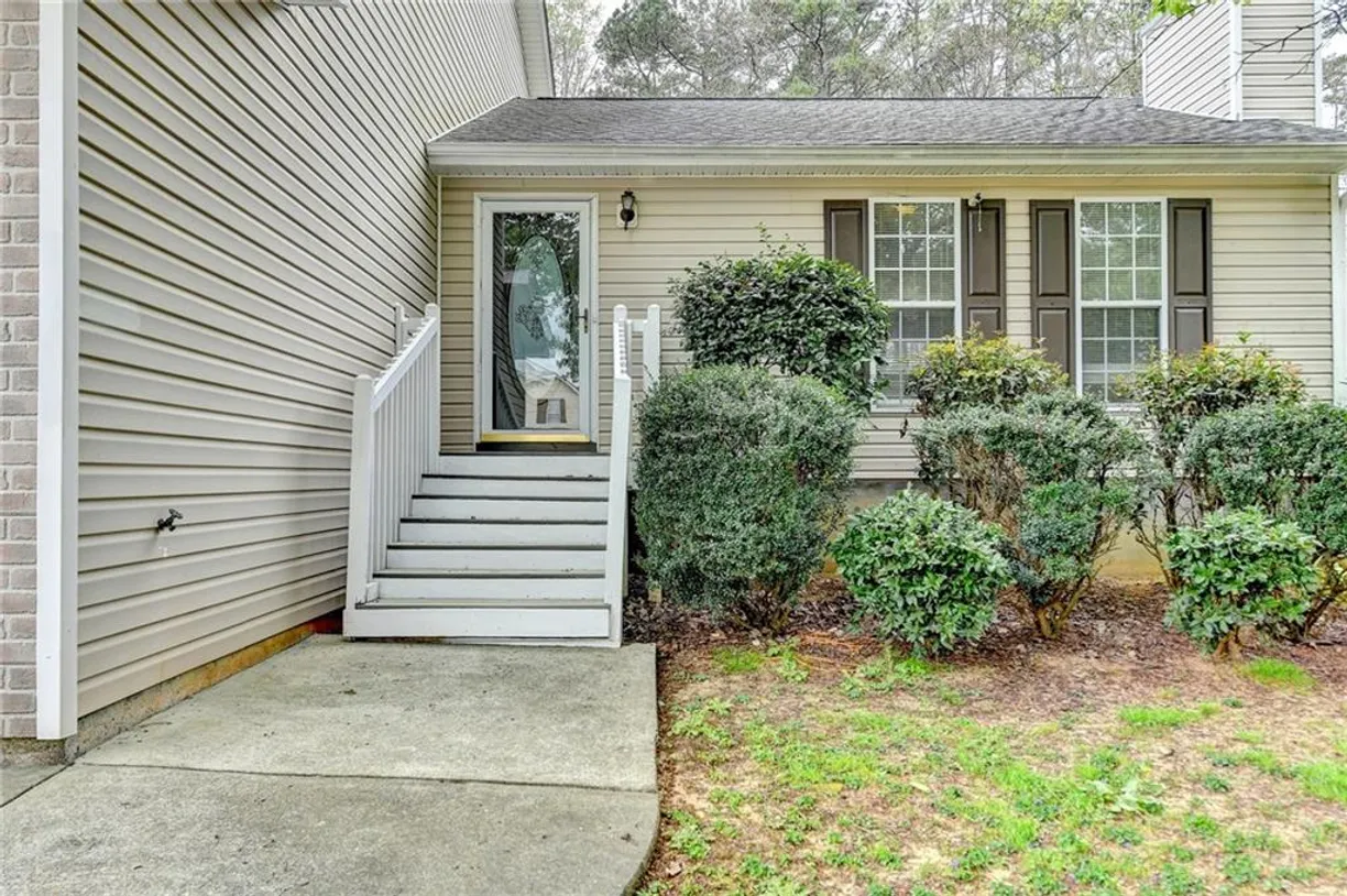 Savannah Real Estate | View 5880 April Drive | Listing