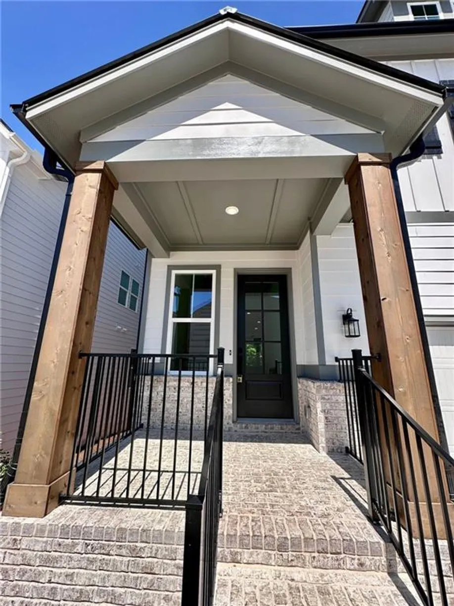 Savannah Real Estate | View 1225 Westshore Drive | Listing