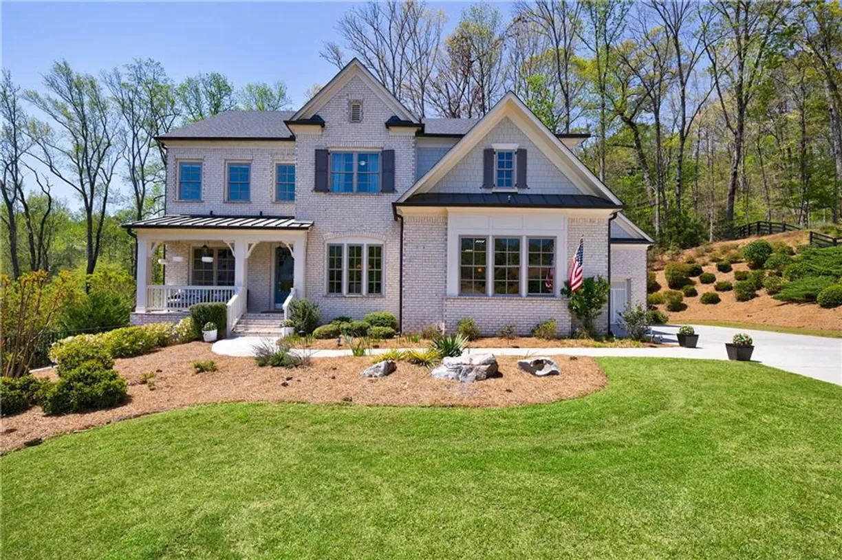 Savannah Real Estate | View 195 Horizon Hill | 7 Beds, 5 Baths