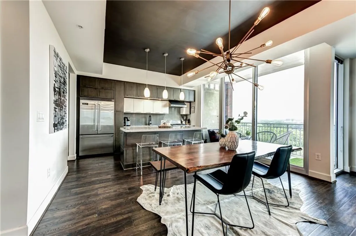 Savannah Real Estate | View 1820 Peachtree Street, 1003 | 2 Beds, 2 Baths