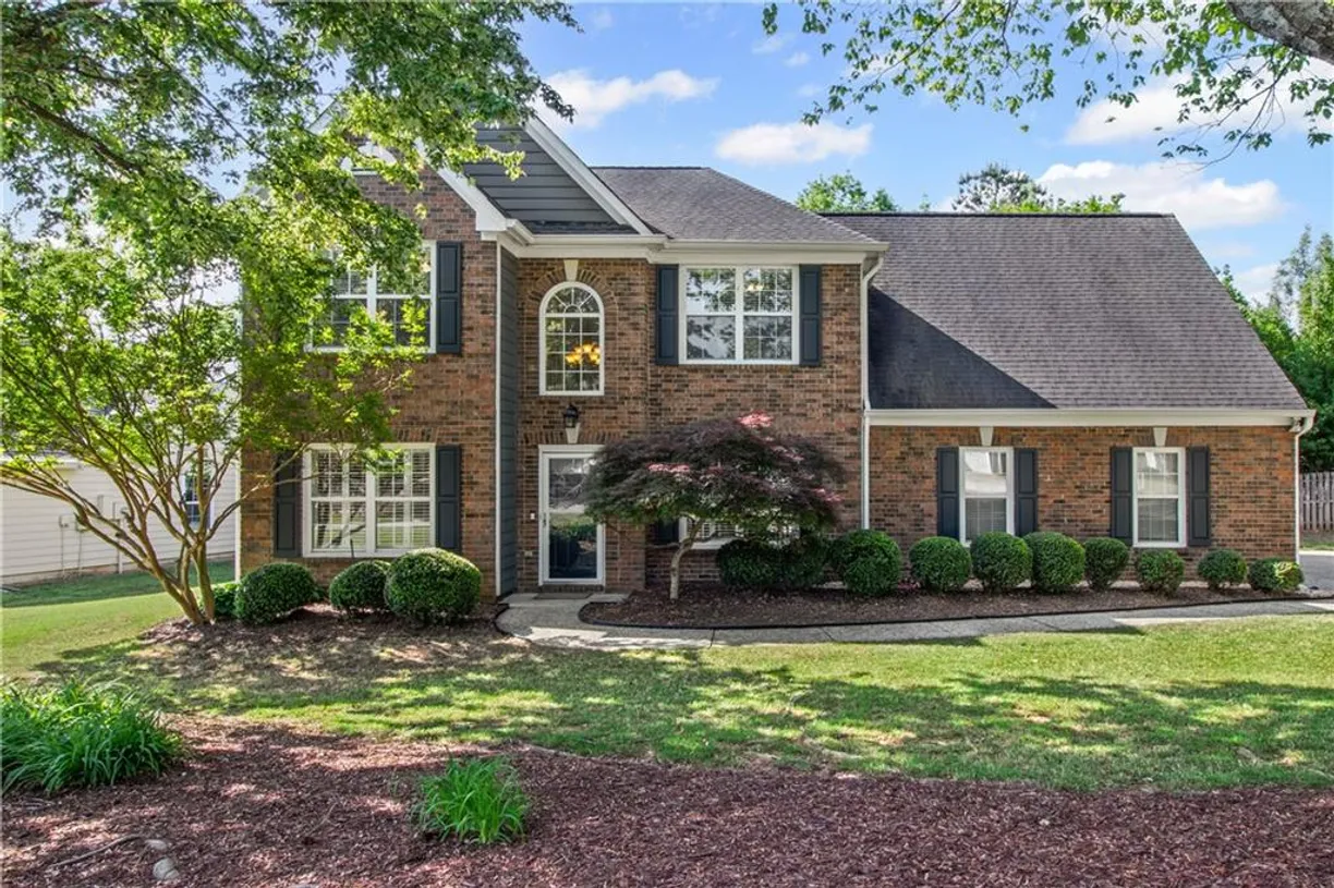 Savannah Real Estate | View 1625 Overland Crossing | 3 Beds, 2 Baths