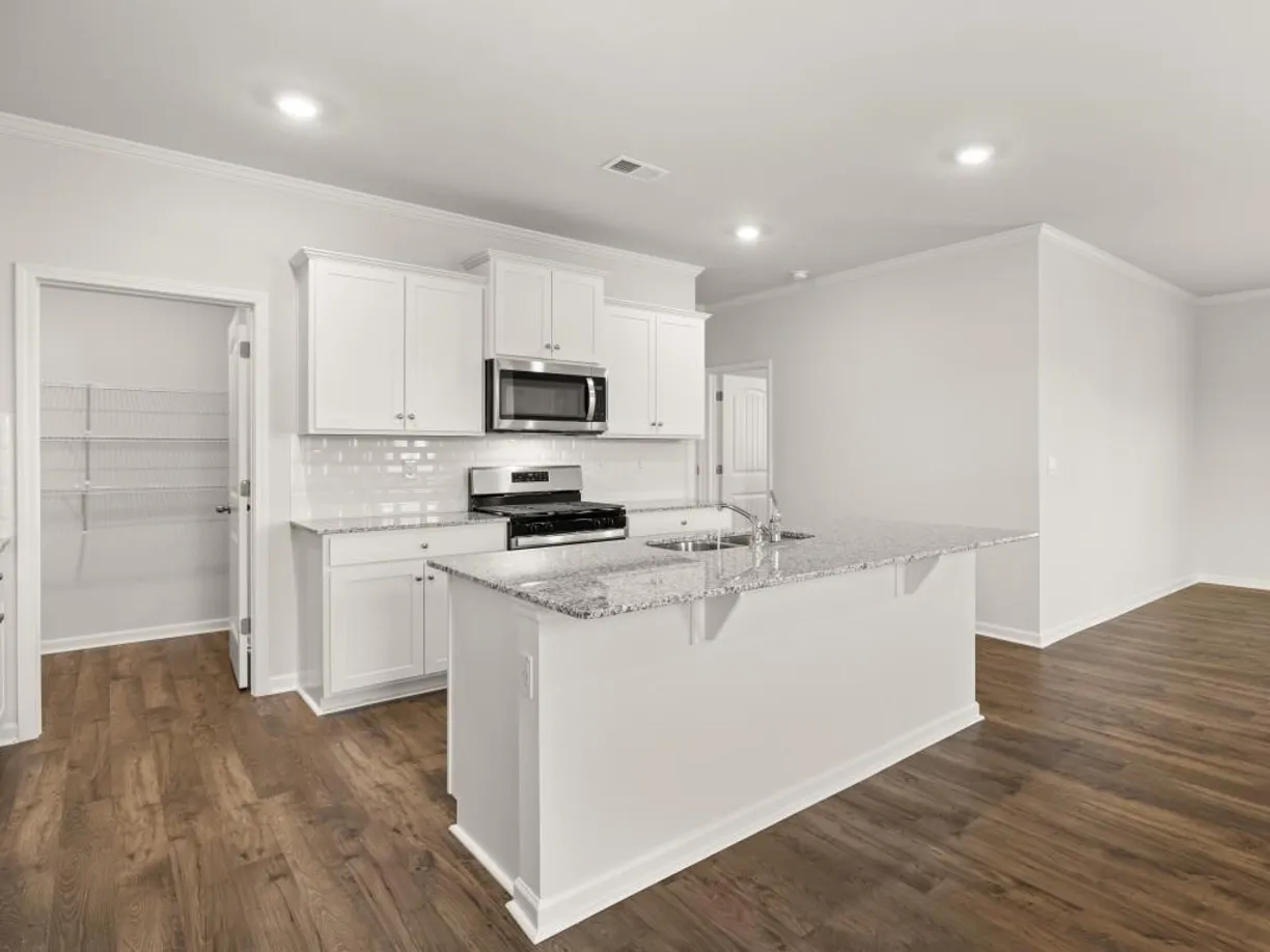 Savannah Real Estate | View 530 King Village | Listing