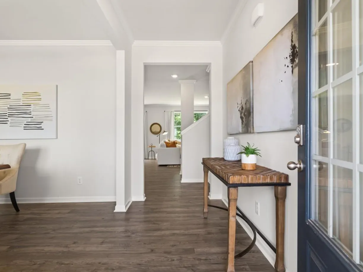 Savannah Real Estate | View 443 King Village | Listing