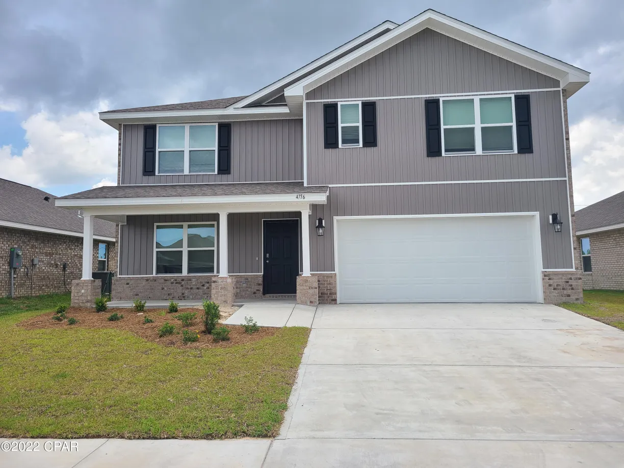 Northwest Florida Real Estate | View 4716 Firefly | 5 Beds, 3 Baths