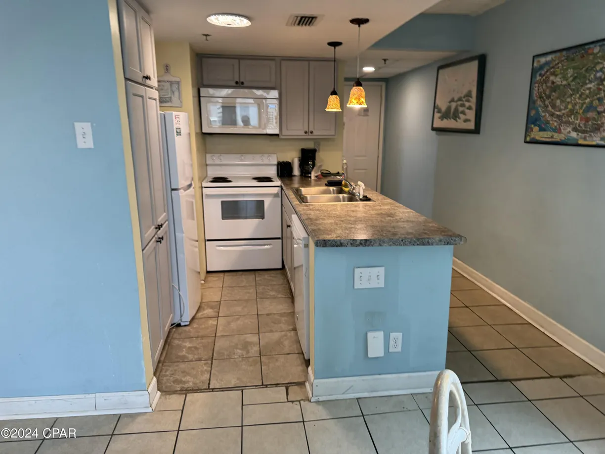 Northwest Florida Real Estate | View 9850 S Thomas Drive, 512E | Listing