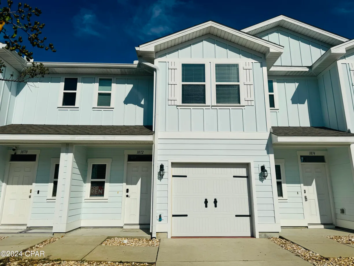 Northwest Florida Real Estate | View 1872 Pointe Drive | 3 Beds, 2 Baths
