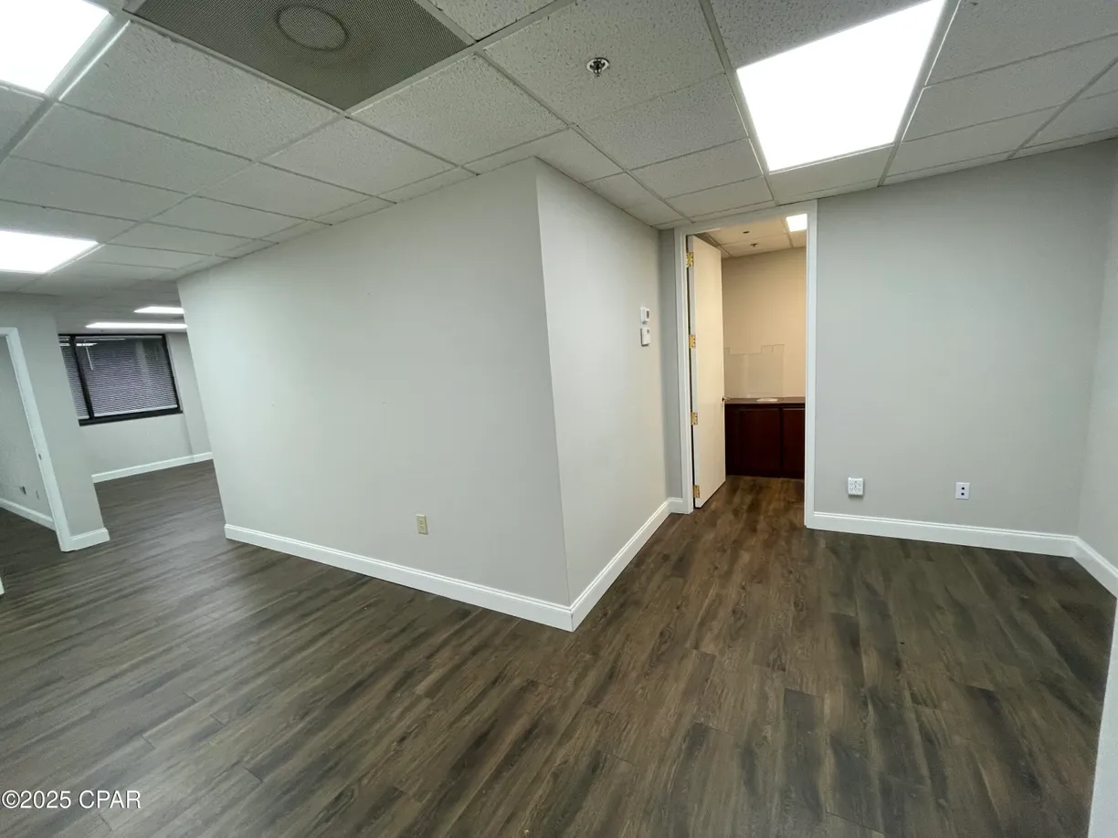 Northwest Florida Real Estate | View 2605 Thomas Drive | Listing