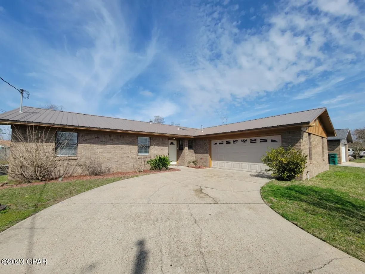 Northwest Florida Real Estate | View 5913 Howard Road | 3 Beds, 2 Baths