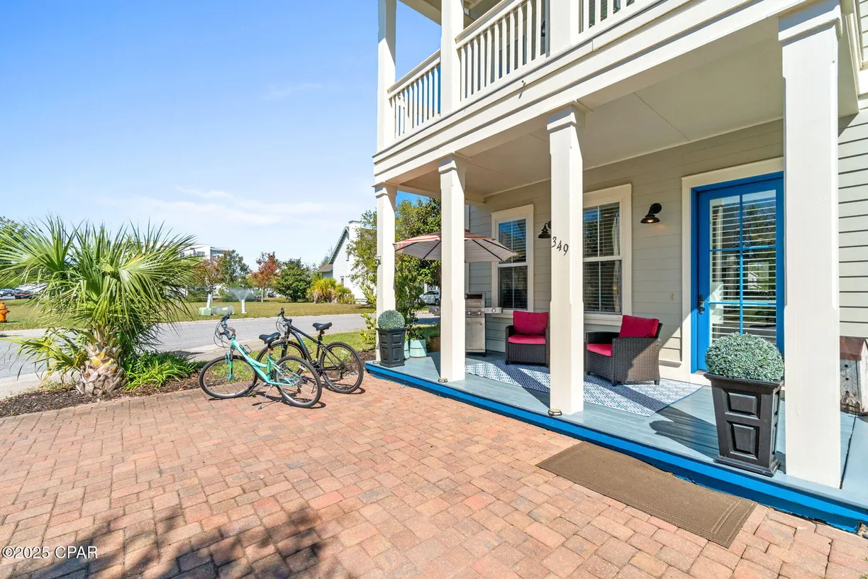 Northwest Florida Real Estate | View 349 Madison Circle | 3 Beds, 3 Baths