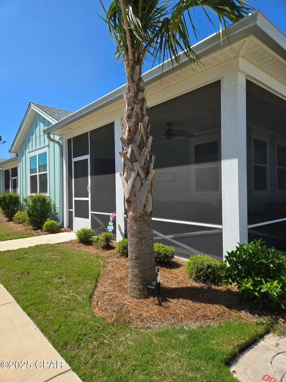 Northwest Florida Real Estate | View 8661 Shell Sink Drive | 2 Beds, 2 Baths