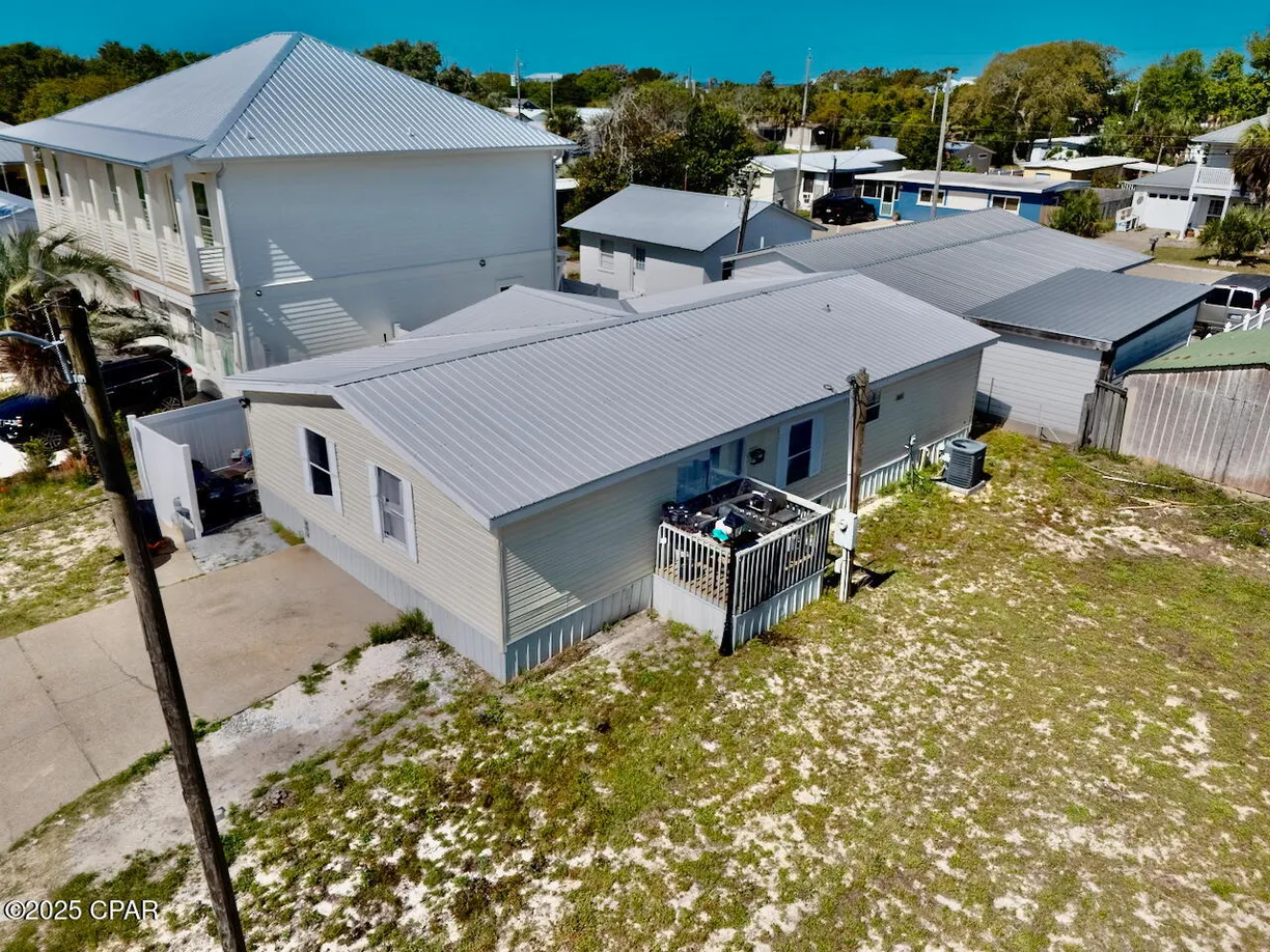 Northwest Florida Real Estate | View 219 Venado Place | 3 Beds, 2 Baths