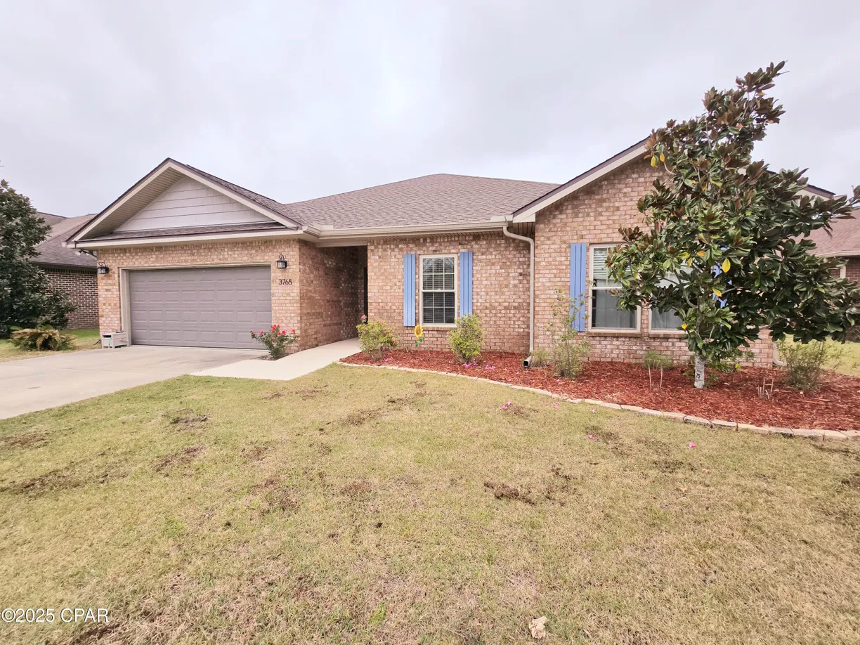 Northwest Florida Real Estate | View 3765 Cedar Park Lane | 4 Beds, 2 Baths
