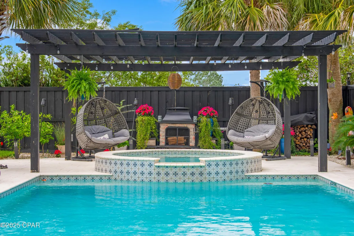 Northwest Florida Real Estate | View 306 Coconut Grove Court | Listing