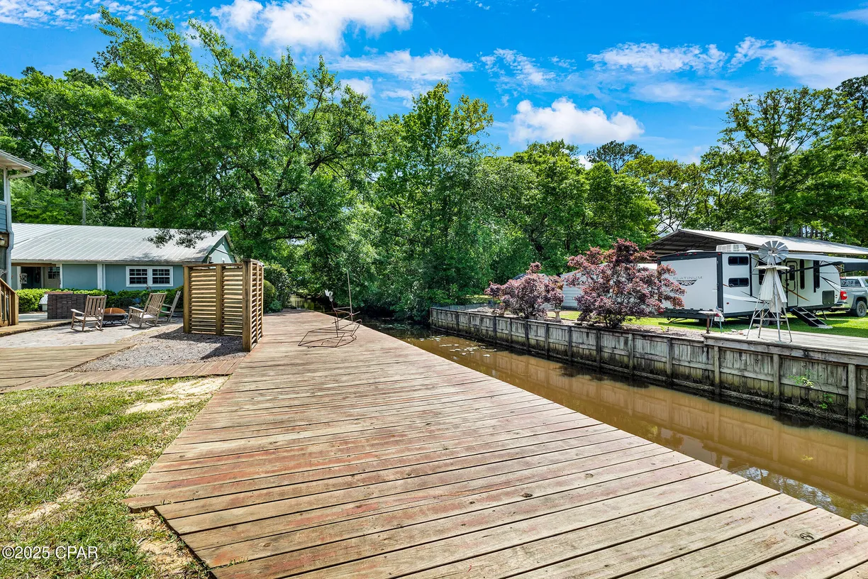 Northwest Florida Real Estate | View 113 Swamp Haven Road | 2 Beds, 2 Baths