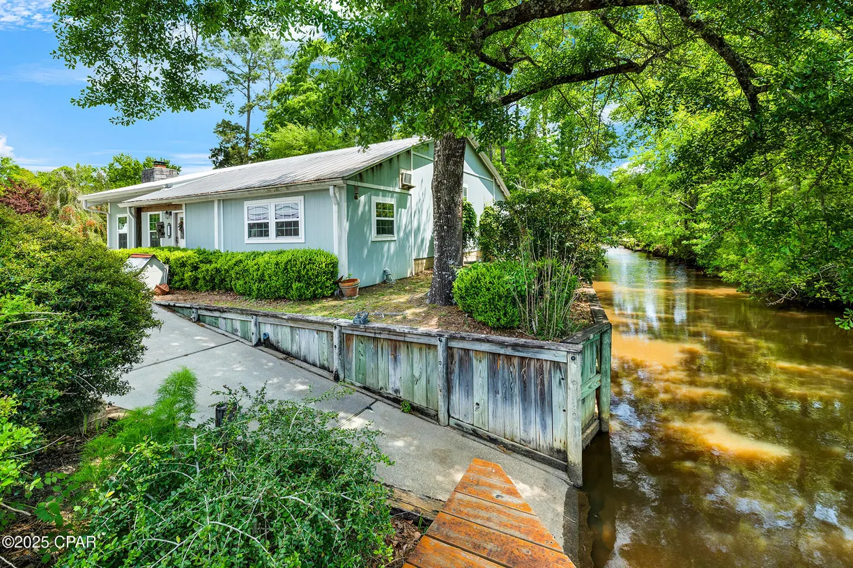 Northwest Florida Real Estate | View 113 Swamp Haven Road | Listing