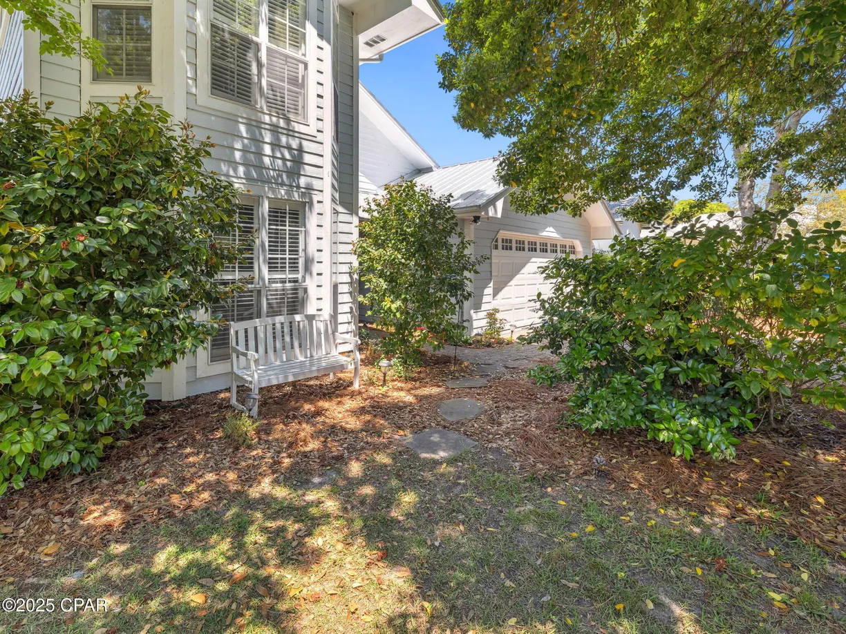 Northwest Florida Real Estate | View 550 Seabreeze Circle | Listing