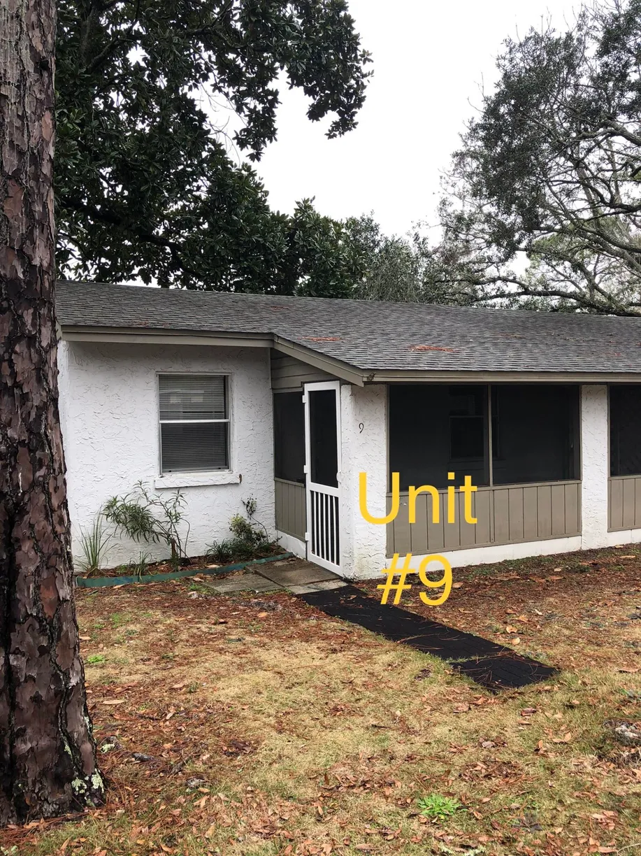 Northwest Florida Real Estate | View 521 E Miracle Strip Parkway, 9 | 1 Bed, 1 Bath