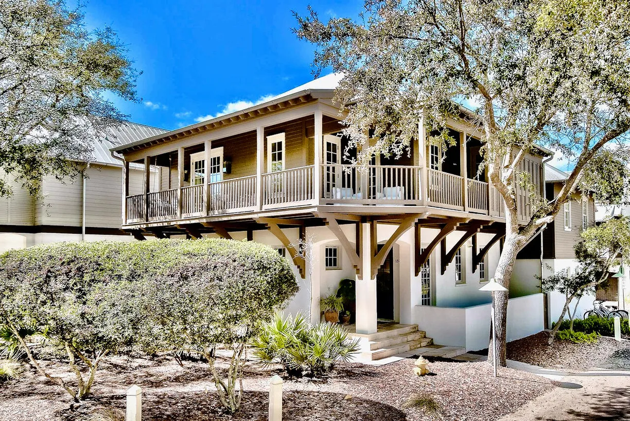 Northwest Florida Real Estate | View 184 E Water Street | 4 Beds, 4 Baths