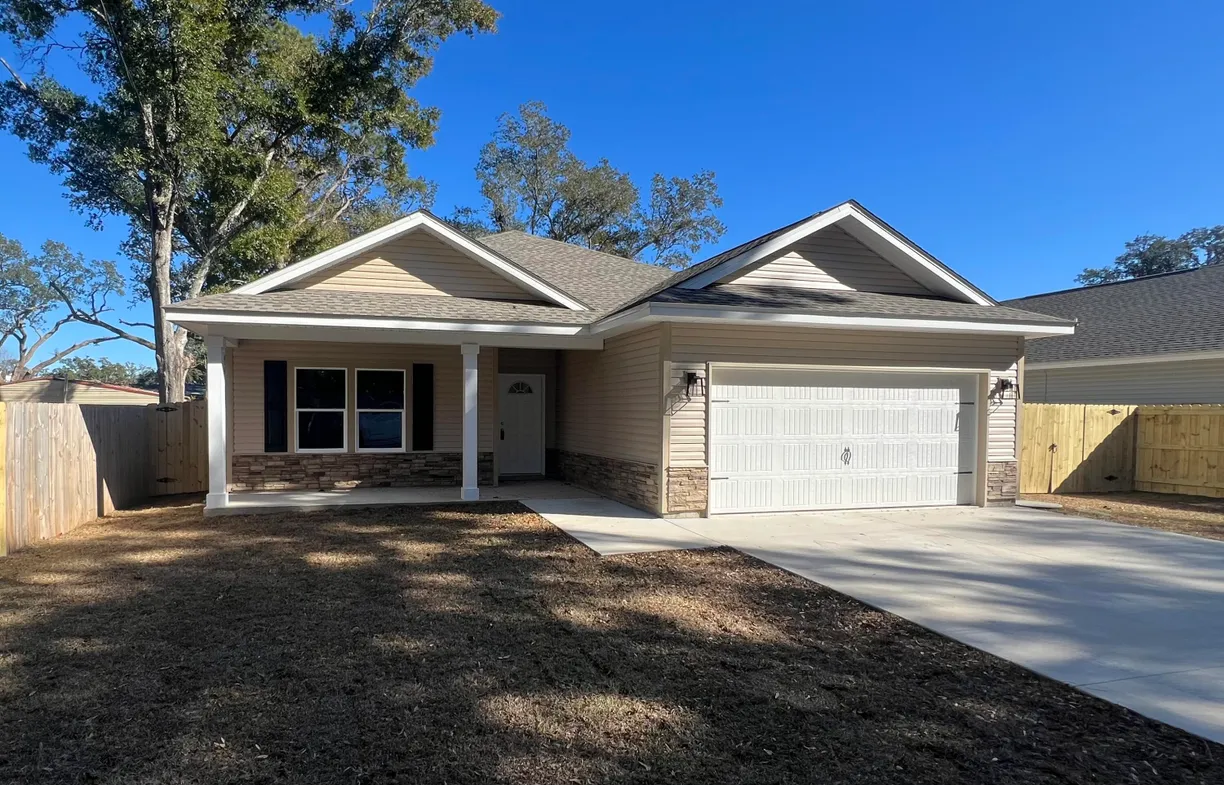 Northwest Florida Real Estate | View 14 Bradford Street | 3 Beds, 2 Baths