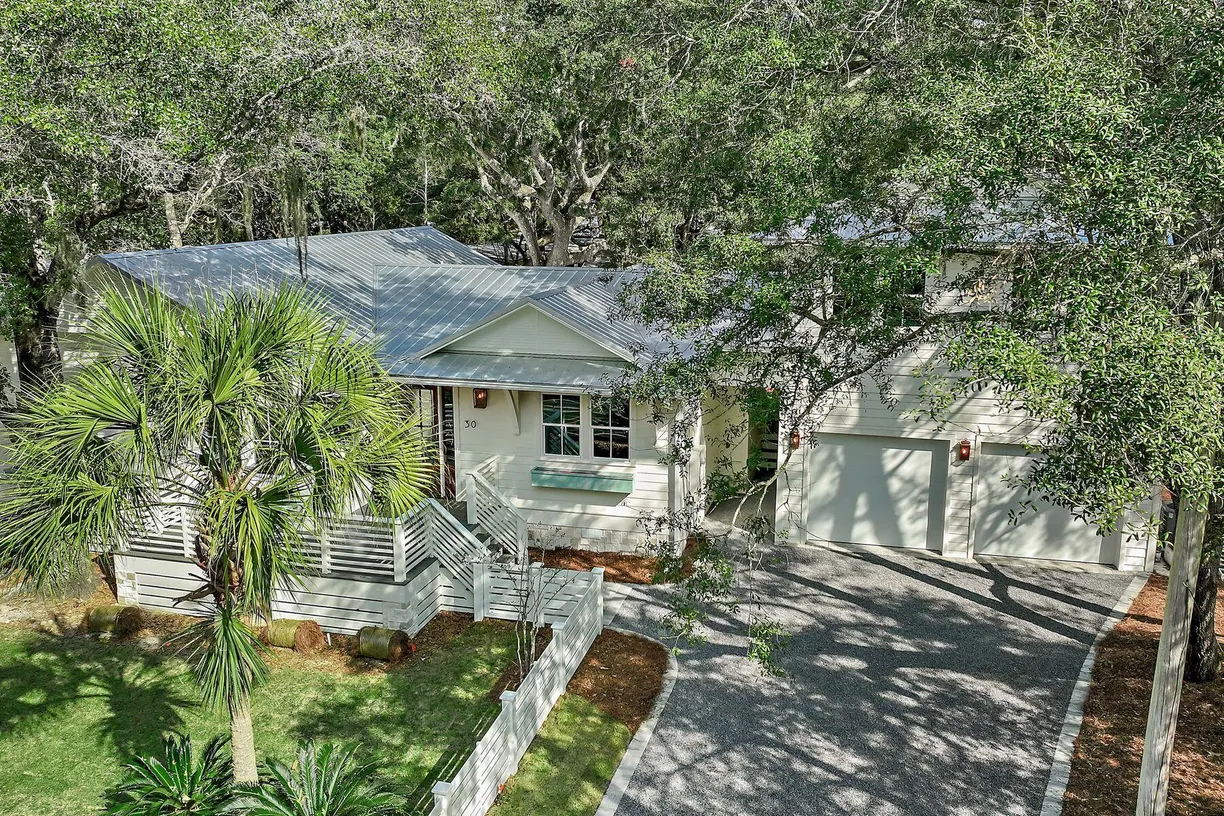 Northwest Florida Real Estate | View 30 Harris Street | 4 Beds, 4 Baths