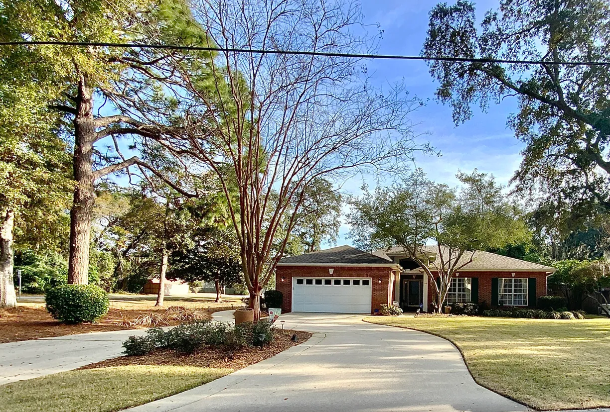 Northwest Florida Real Estate | View 56 Shalimar Drive | 3 Beds, 2 Baths