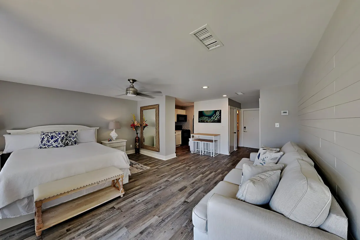 Northwest Florida Real Estate | View 775 Gulf Shore Drive, 8246 | Listing