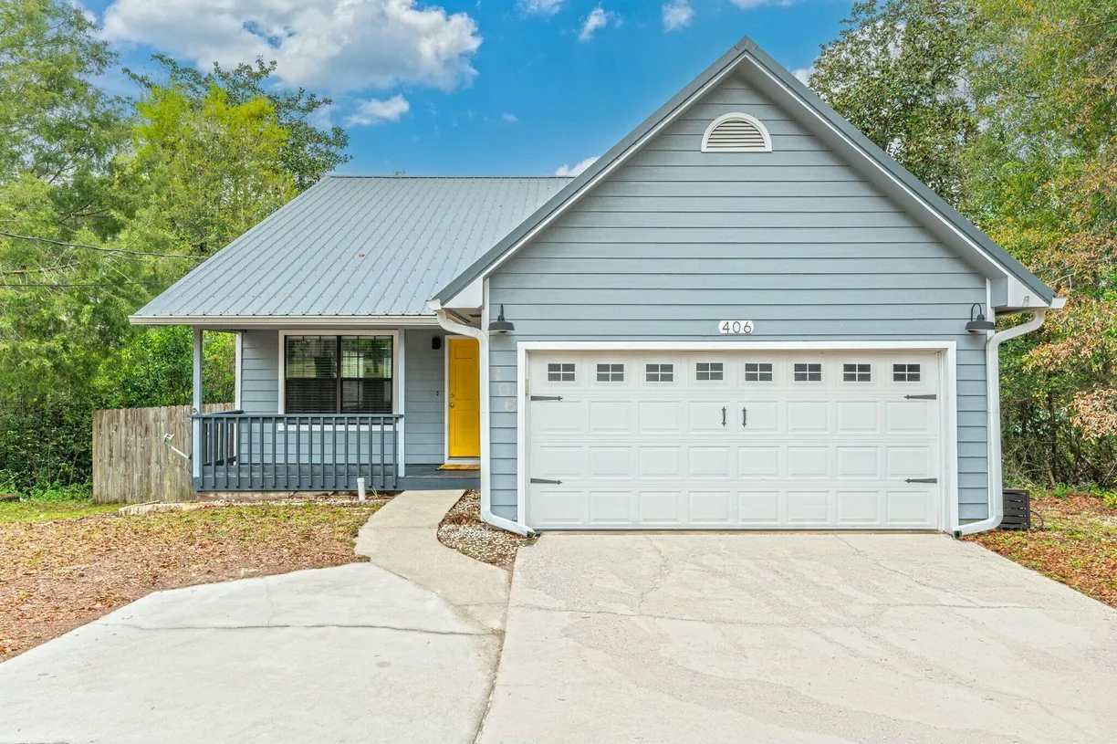 Northwest Florida Real Estate | View 406 Monette Avenue | 3 Beds, 2 Baths