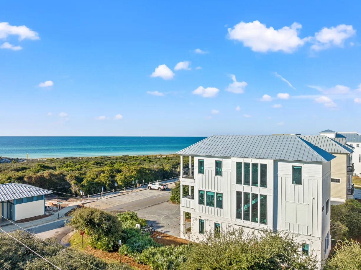 Northwest Florida Real Estate | View 306 W Park Place Avenue | Listing