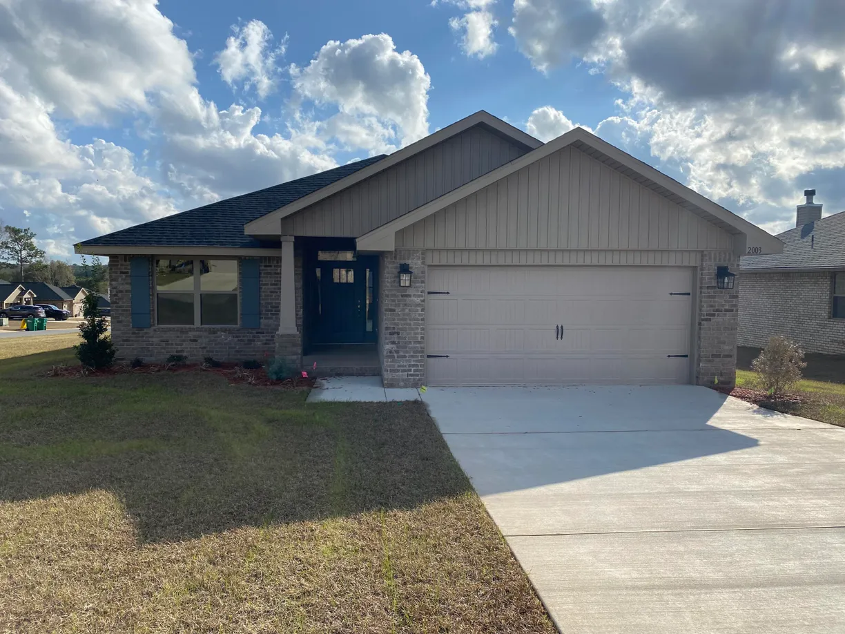 Northwest Florida Real Estate | View 5275 Hidden Pines Circle | Listing